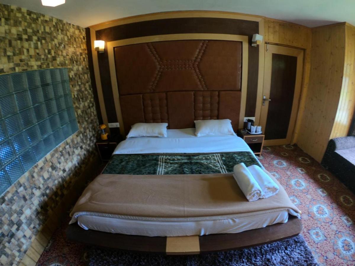 Hotel Akbar Sonāmarg Eksteriør bilde